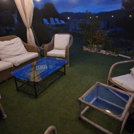Le Petit Paradis * Olivella